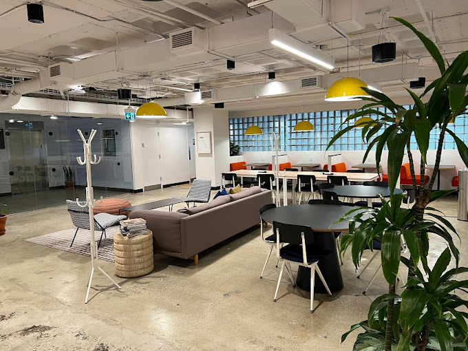 WeWork 100 University Ave- Toronto - Canada