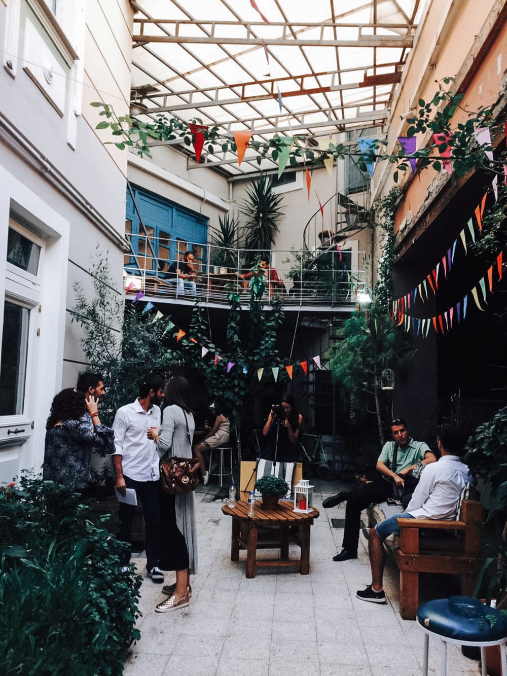 IMPACT HUB ATHENS E E