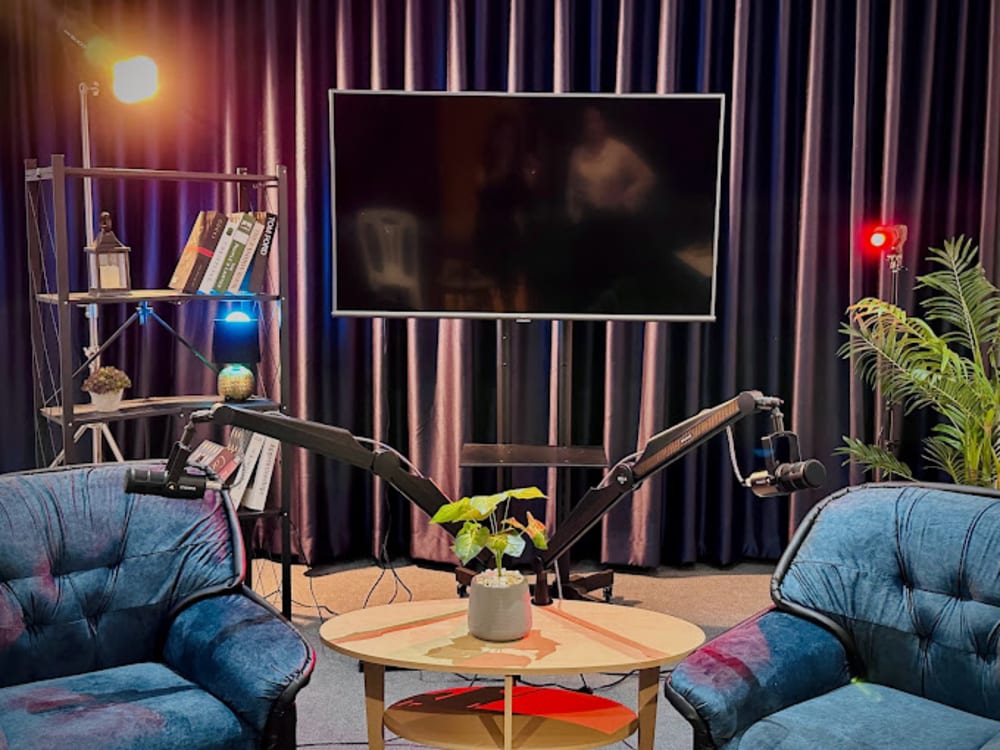 FOXTREE CO-WORK STUDIO