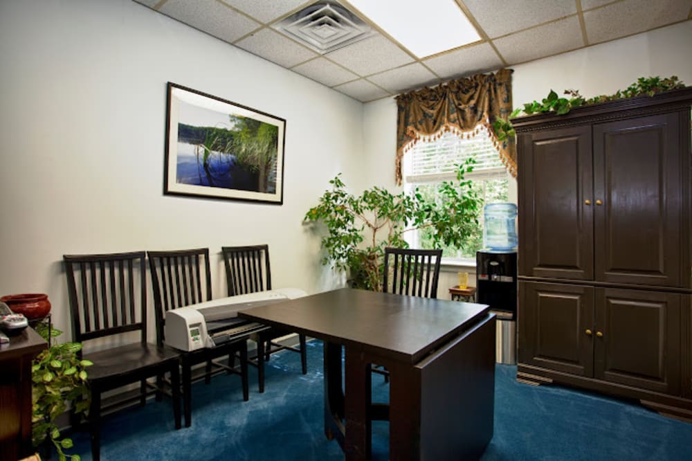 Willow Oaks Office Building