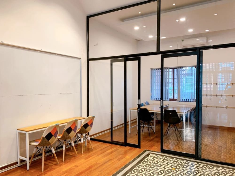 Vuong Tron Giac Art Hub