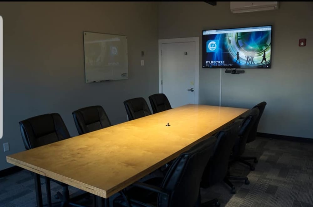 122 Main Business Center-Woonsocket