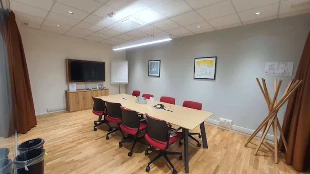 Regus Via del Monte Bologna