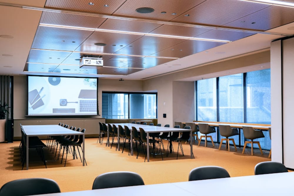 Flex by ISPT Spring Plac- Melbourne