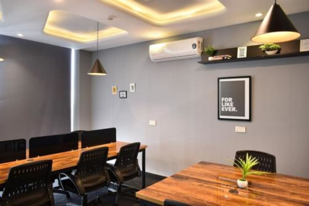 Work Box Executive Lahore