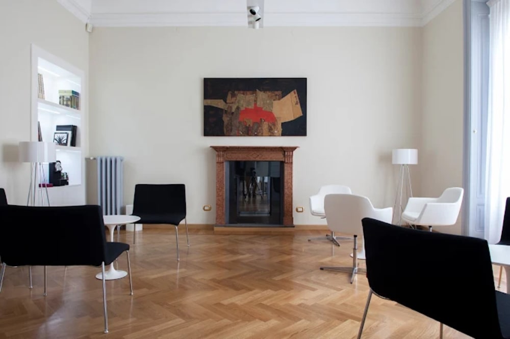 Executive Service- Milan