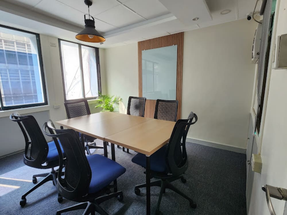 Home Room Co-Working & Study Lounge