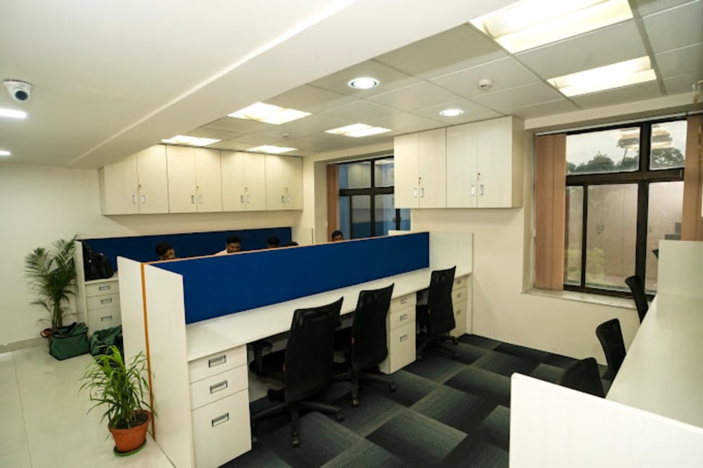 Chowringhee Court Kolkata