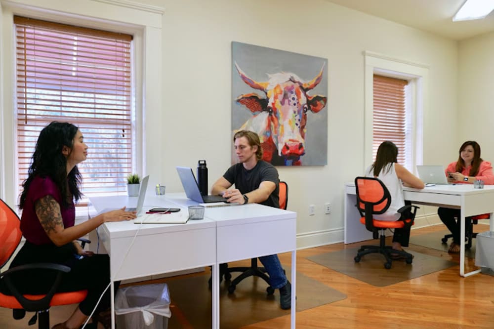 HeadQuarters Coworking