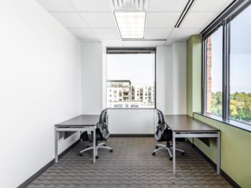 Regus Grandview Square