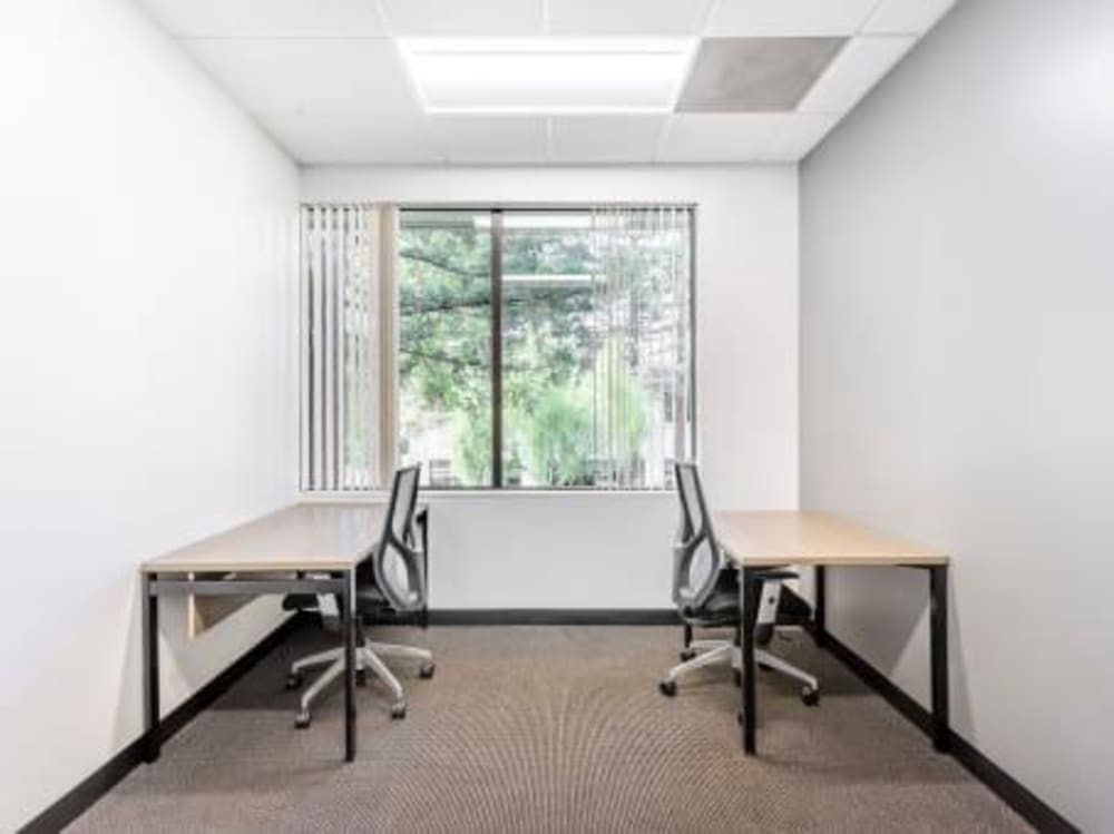 Regus Embarcadero Place