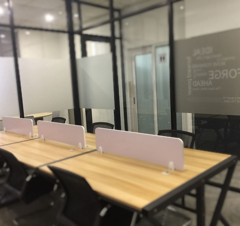 MEN INN WORK Jalan Molek