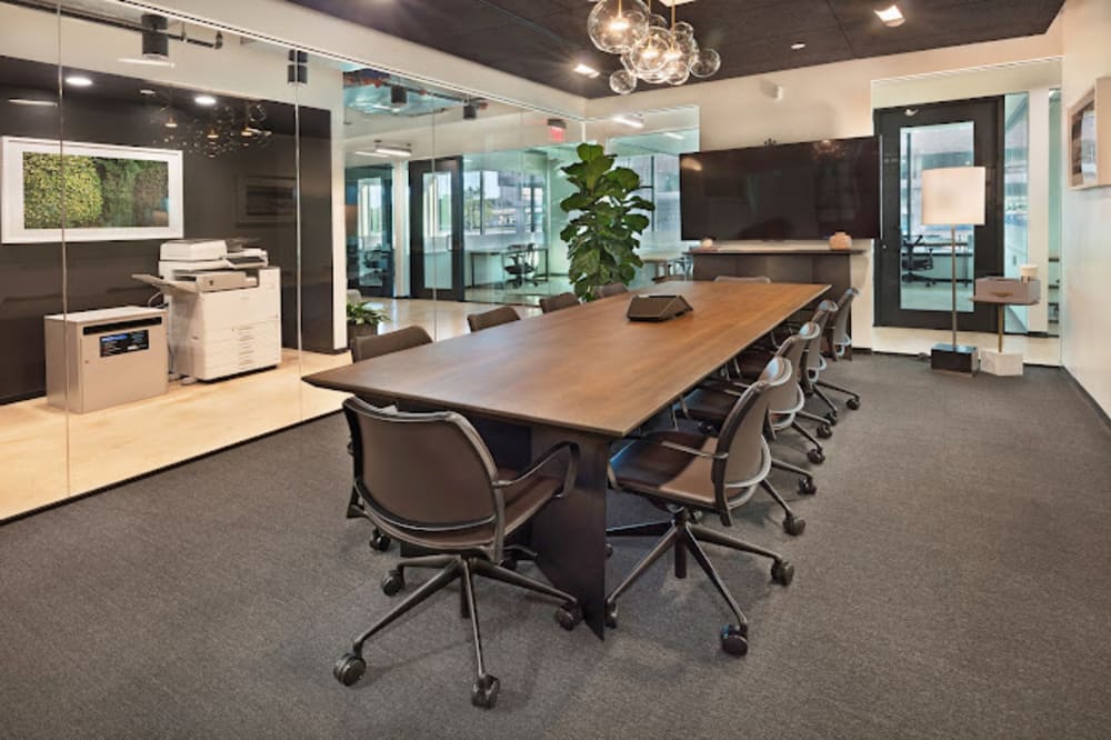 Carlyle Tower powered cove