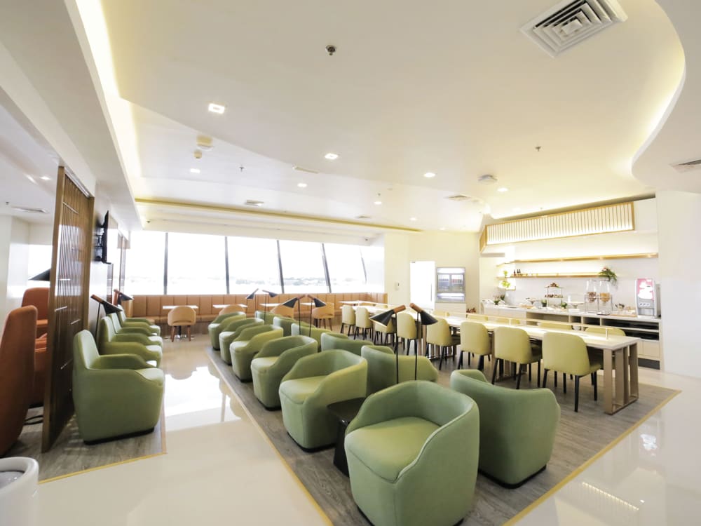 Plaza Premium Lounge marhaba Manila Ninoy