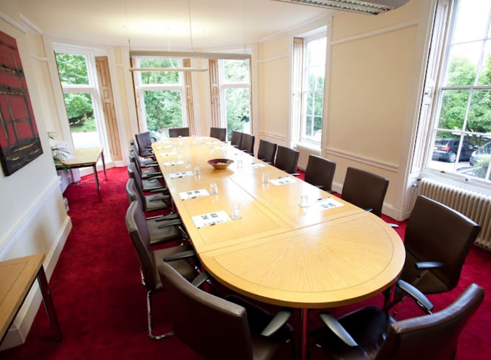 dbs Managed Offices Leicester