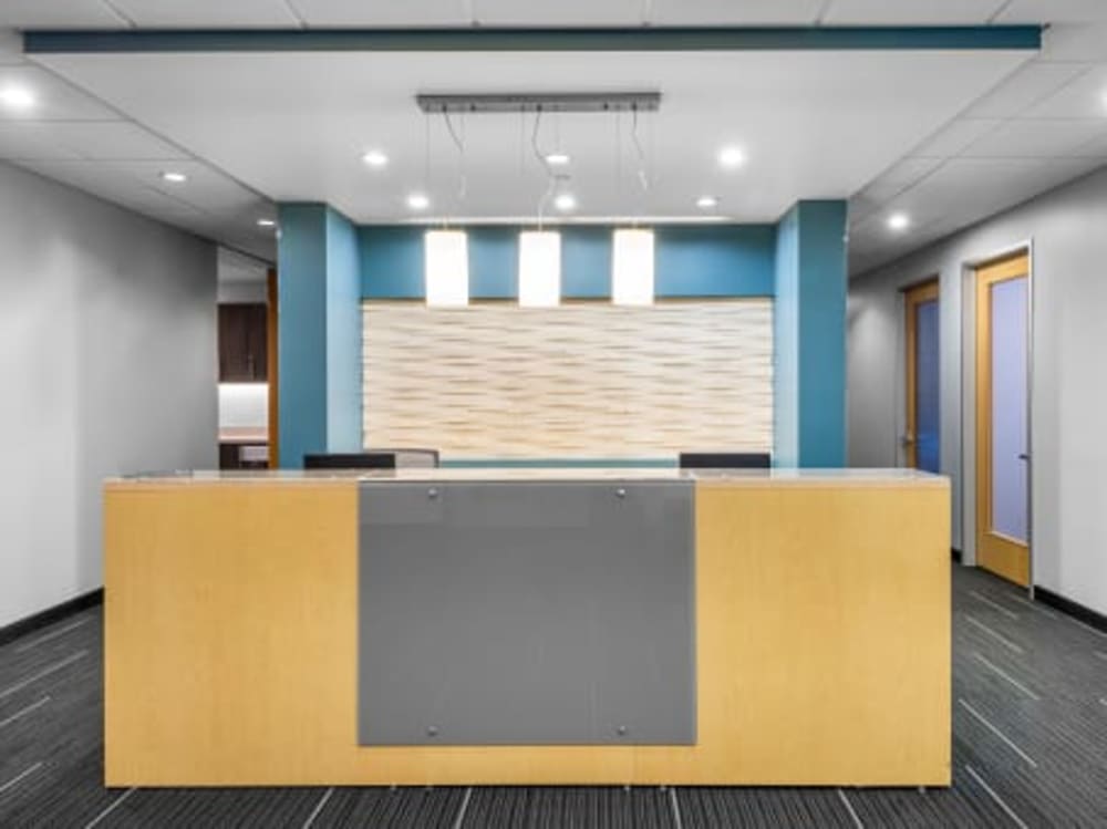 Regus - Hampton Peninsula Town Center