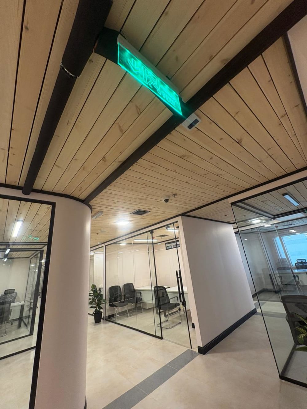 Business Hub by Fahdan