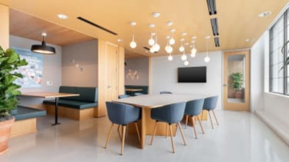 Regus - Arlington - Ballpark Way