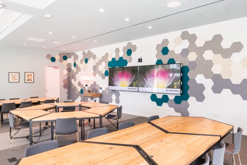 Industrious Bristol St