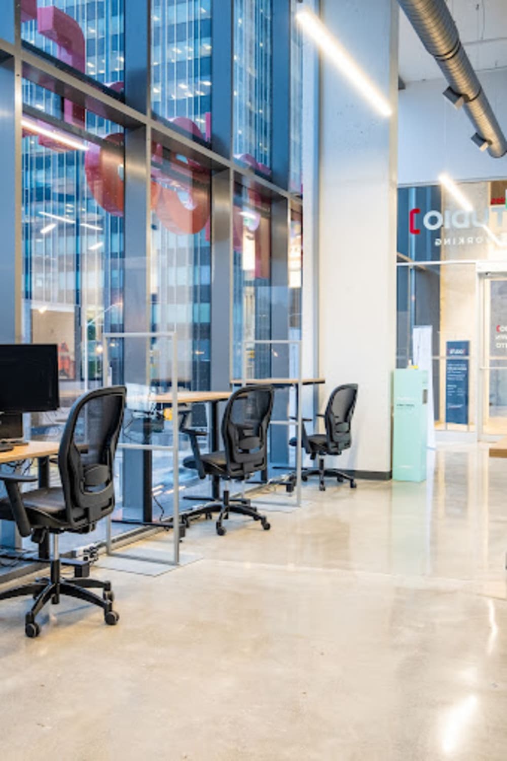 Staples Studio Yonge St- Toronto