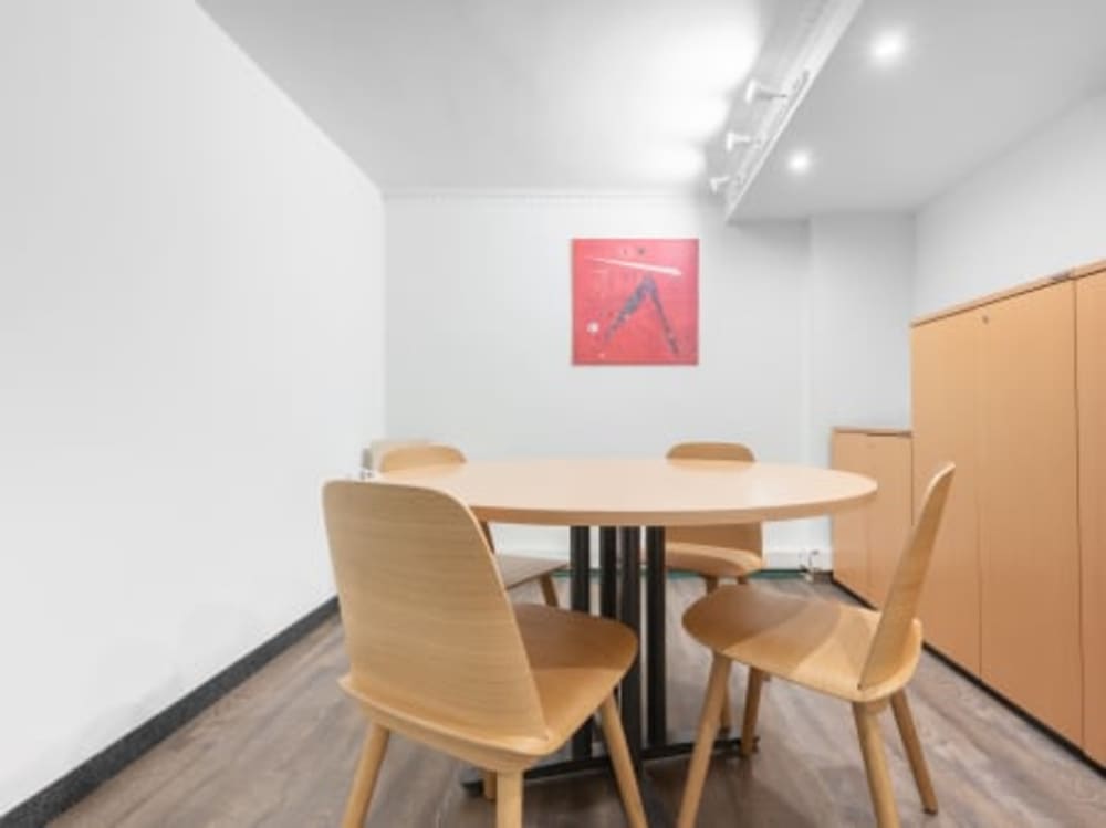 Regus City South Acropolis View