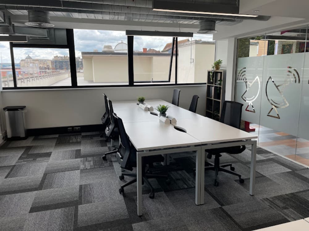 DeskLodge Beacon Tower Bristol