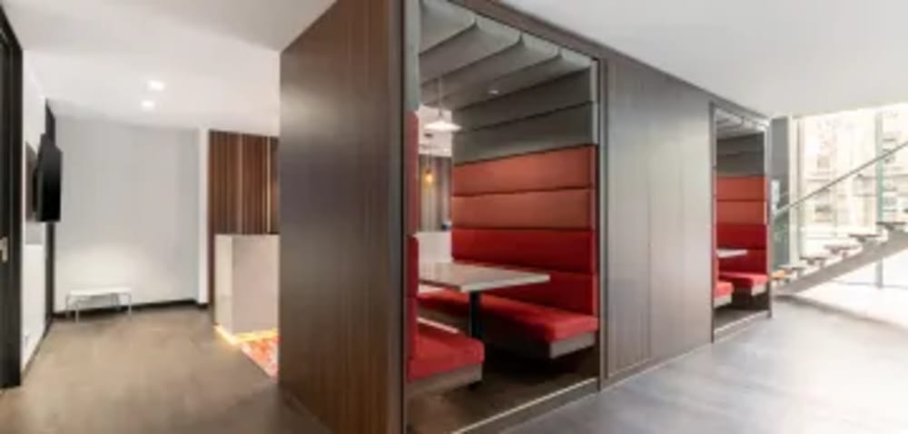 Regus 2nd St Suite