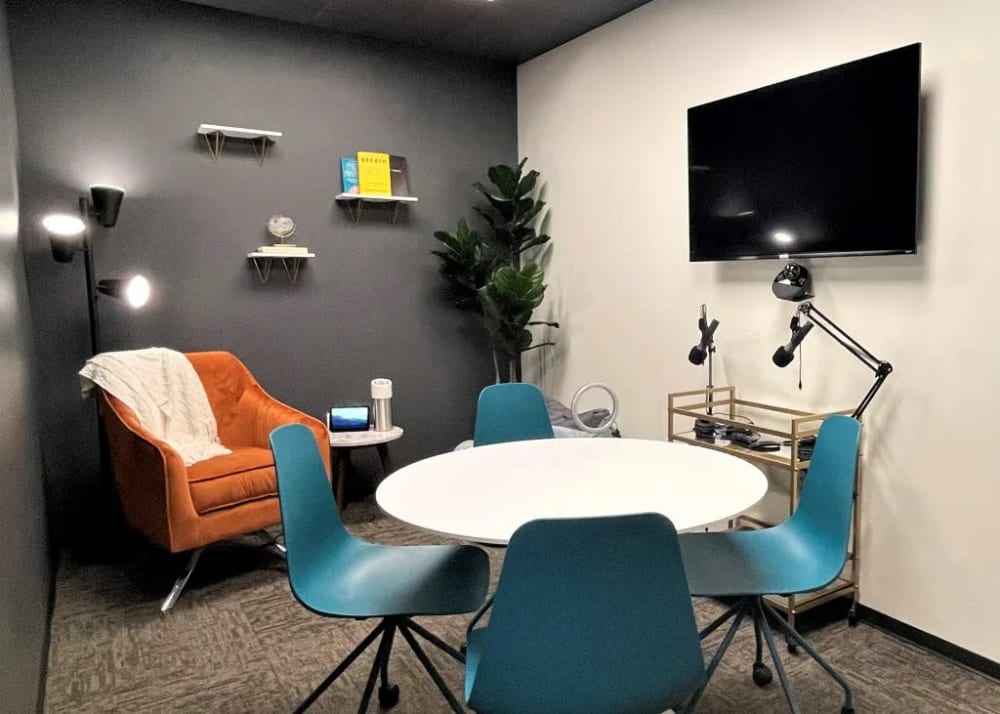 Lucid Private Offices-Uptown Central Expressway