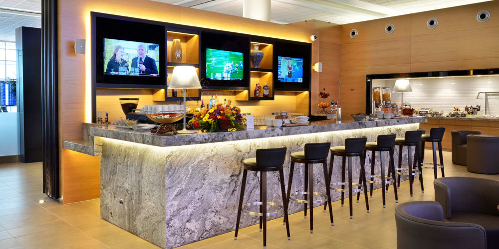 Plaza Premium Lounge Departures- Winnipeg