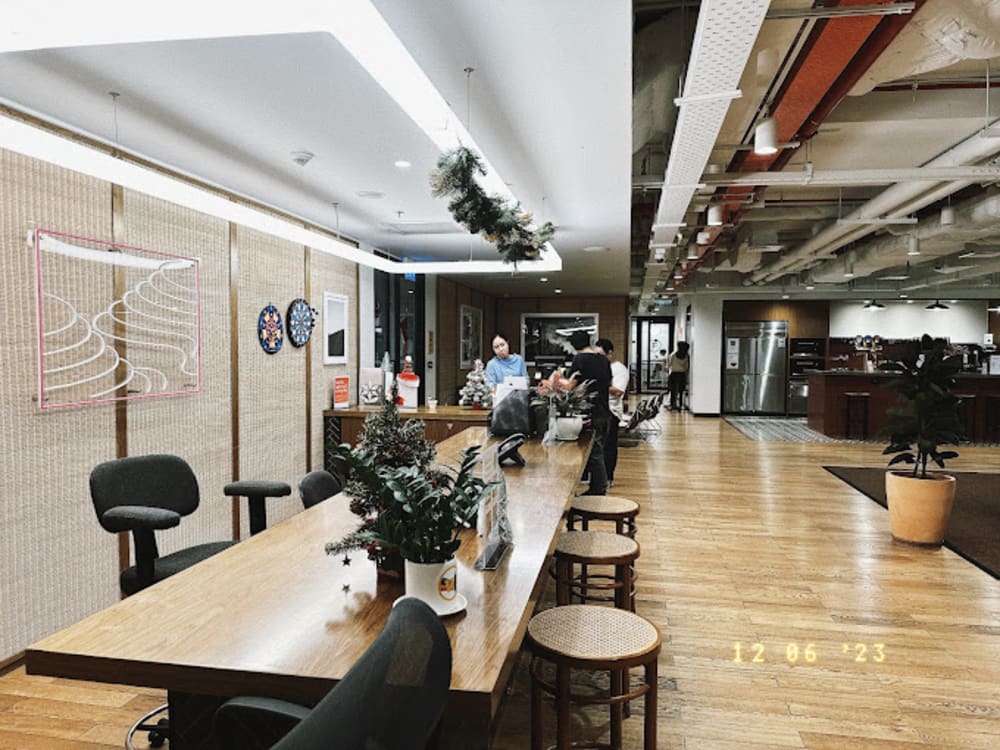 WeWork Lim Tower 3
