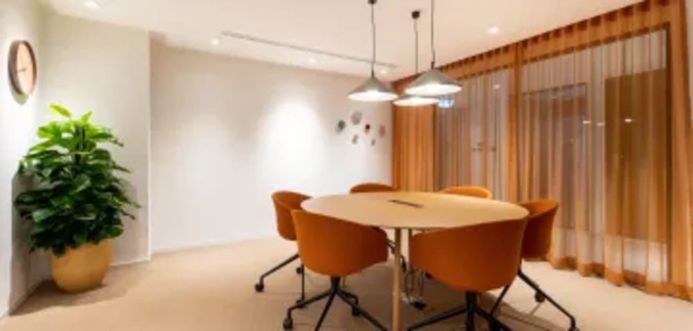Regus Weston Pkwy