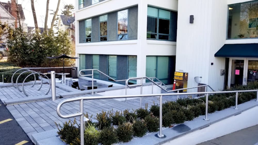 Executive Suites Green