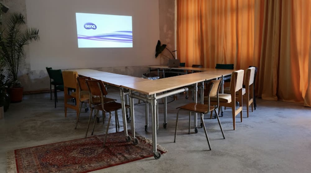 Happy Pigeons Coworking Coliving