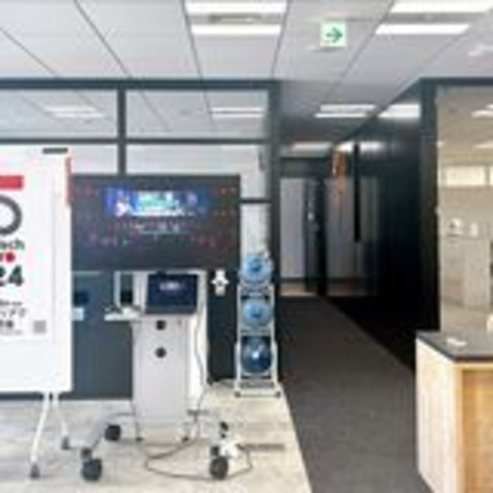 TOKYO UPGRADE SQUARE