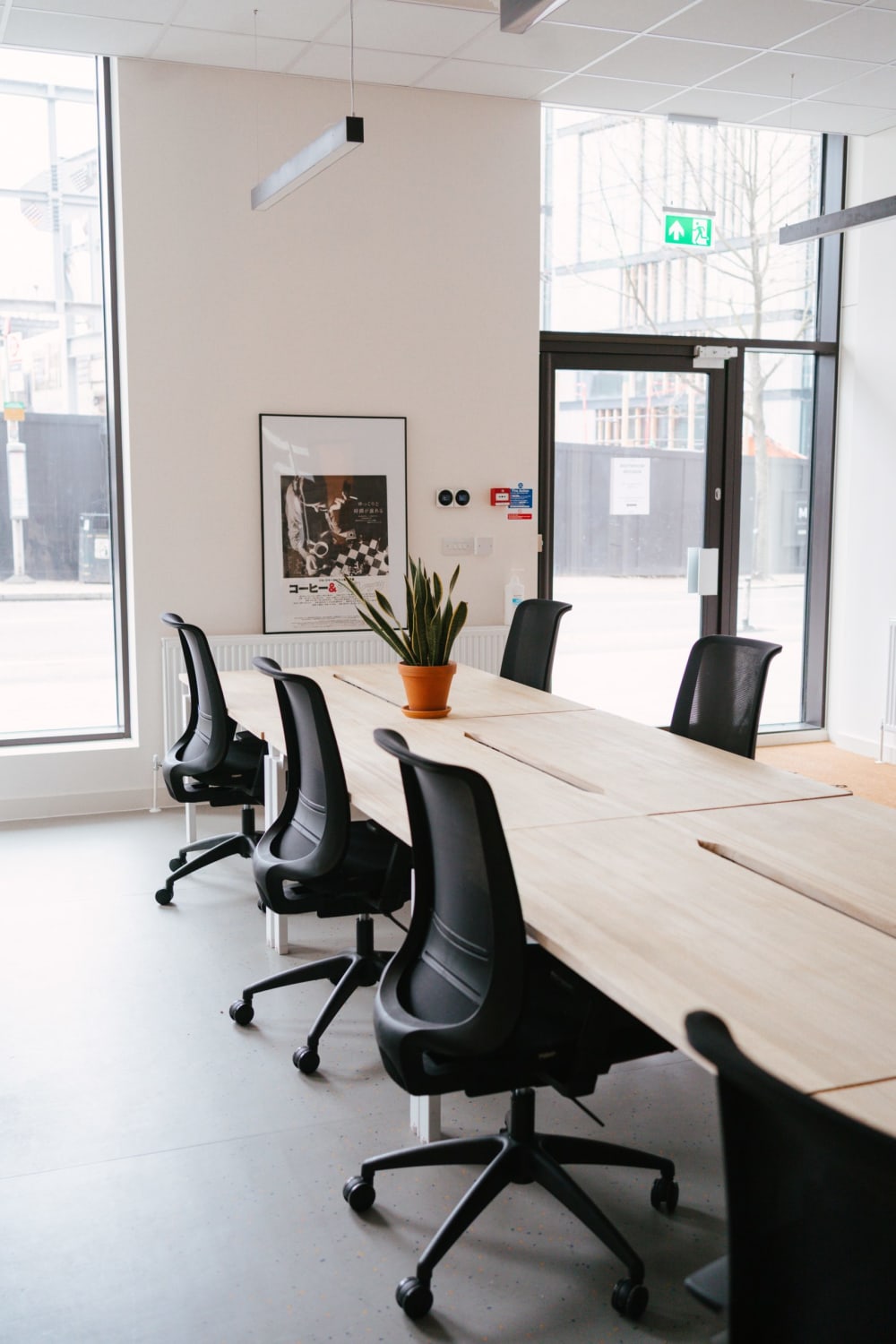 DeVono 9C York Way London