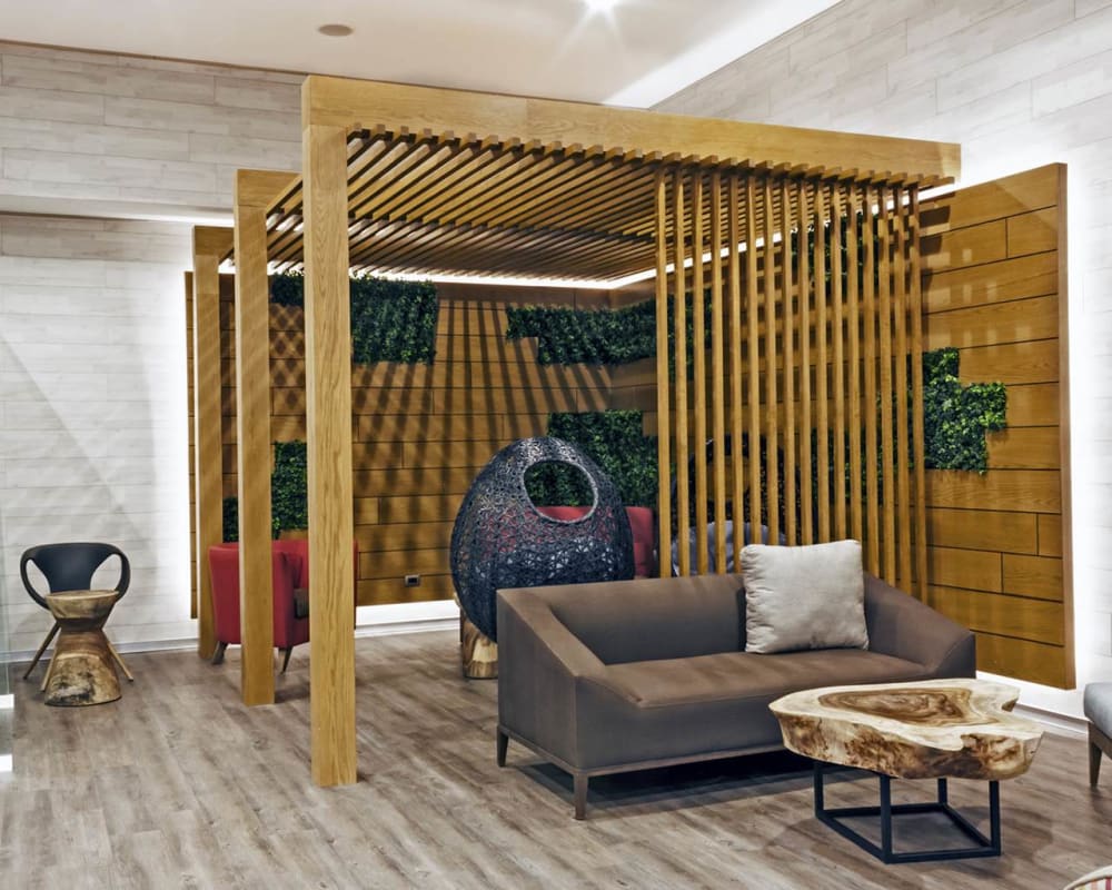 Plaza Premium Lounge MERA Business Lounge Terminal 3