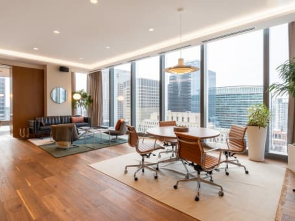 Signature by Regus 110 North Wacker