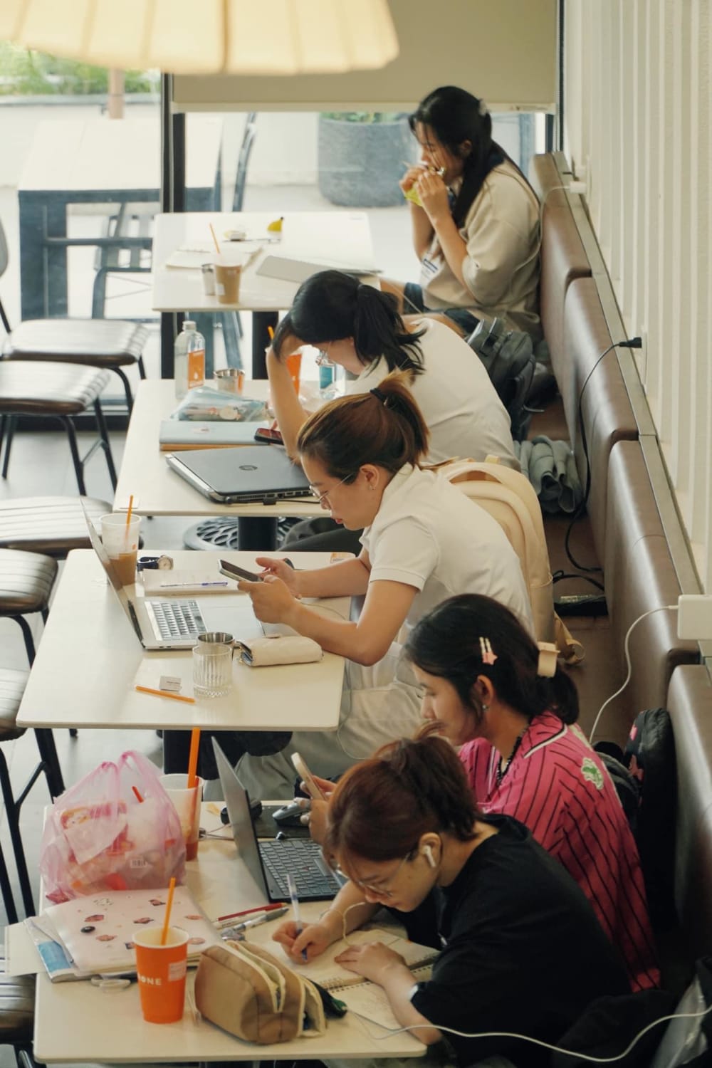 Drone Coffee & Workspace