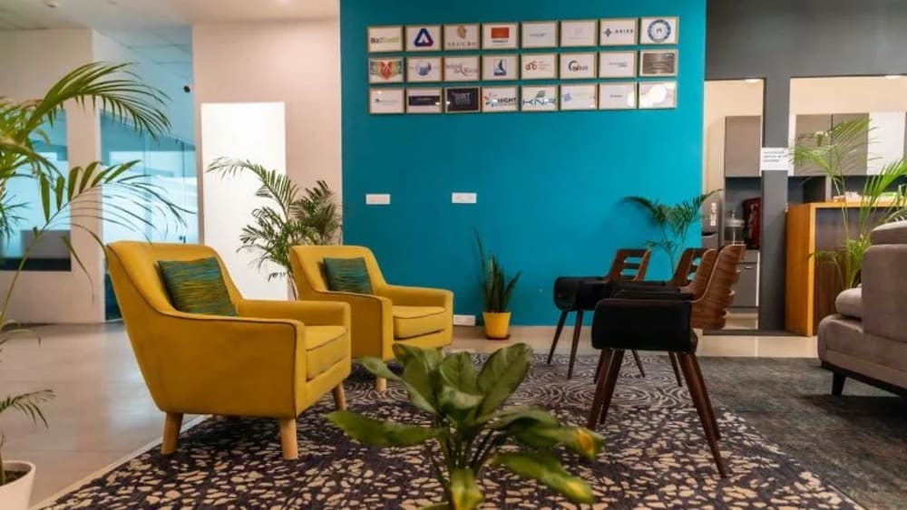 Springhouse Coworking SHGU016