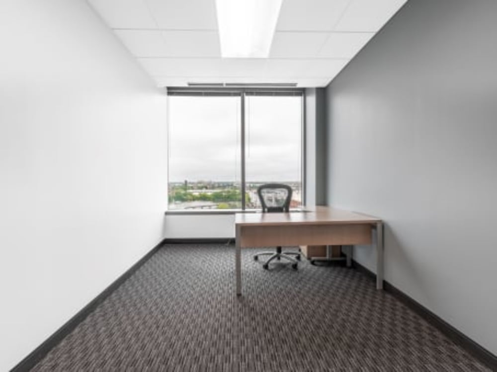 Regus Lincoln Park
