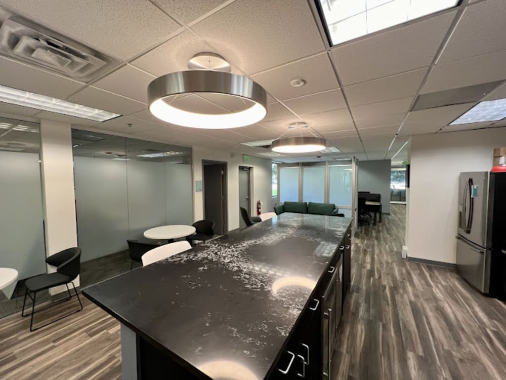 Office Evolution Pearl