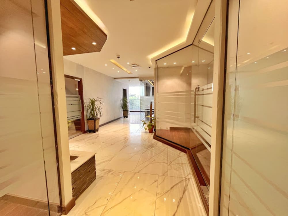 Work Box Executive Lahore