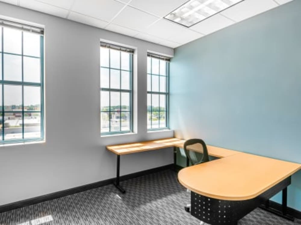 Regus - Hampton Peninsula Town Center