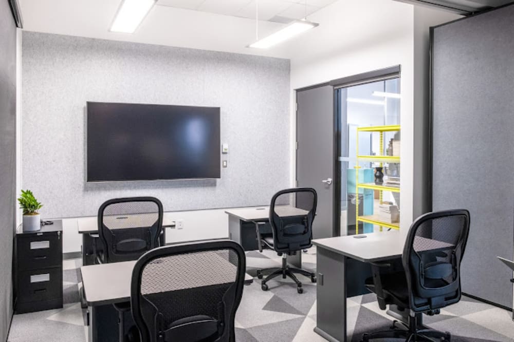 Staples Studio Yonge St- Toronto