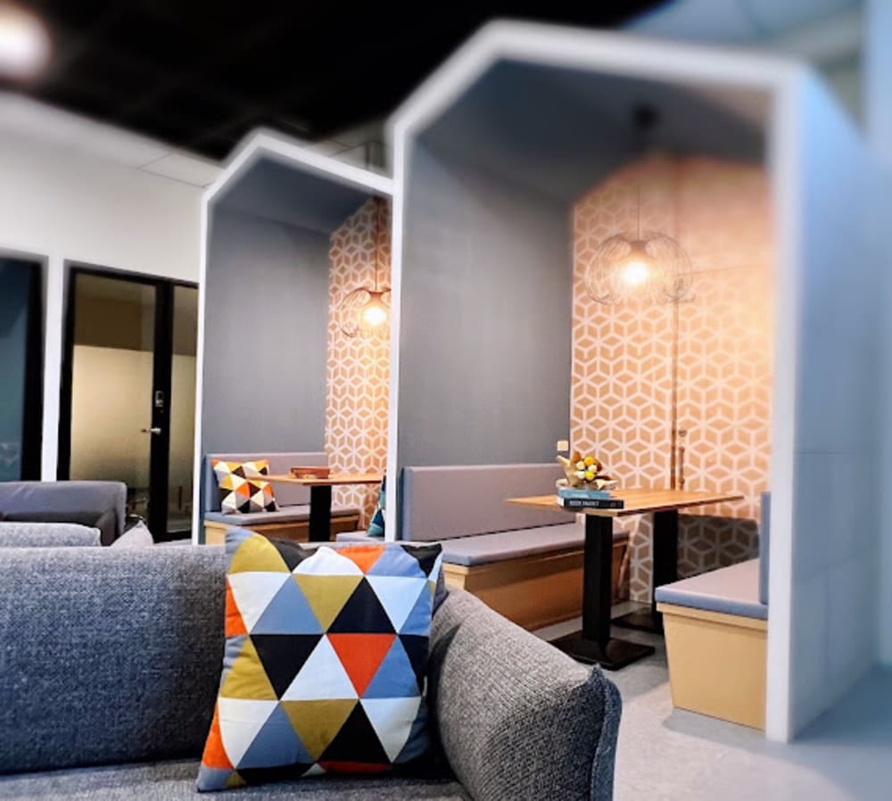 Locker shared space Mini warehousing