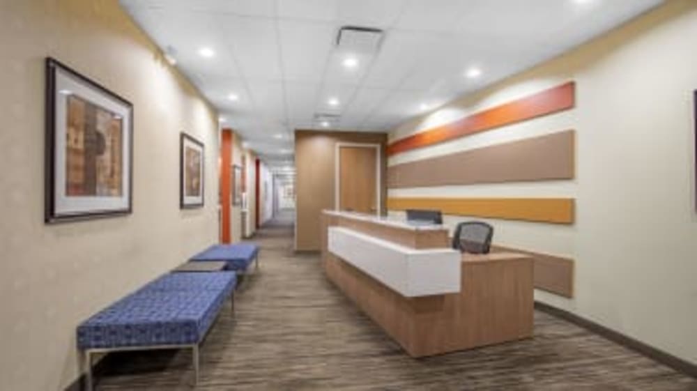 Regus-Crowfoot Centre