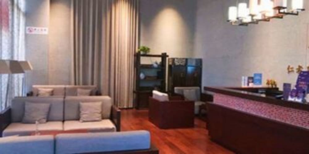 Plaza Premium Lounge Joyful Journey Railway VIP Lounge Zaozhuang