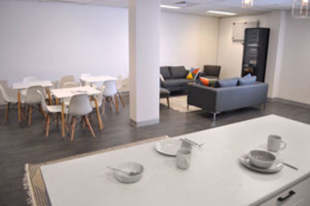 Bay Street Business Centre