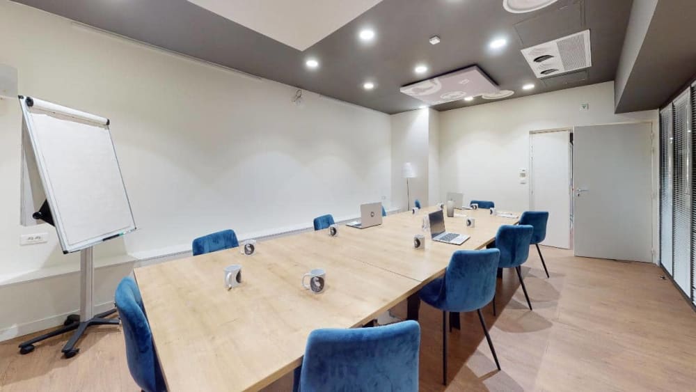 Coworking space NOMAD meeting rooms renting