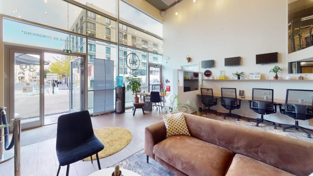 Coworking space NOMAD meeting rooms renting